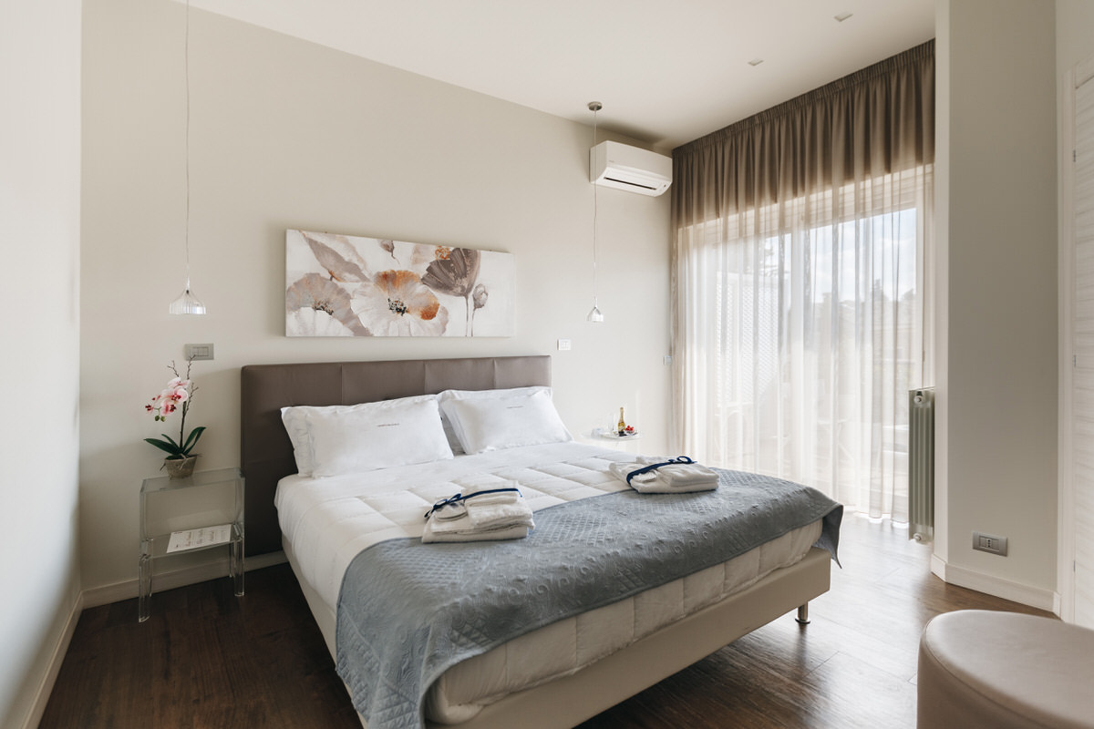 Artemis Room